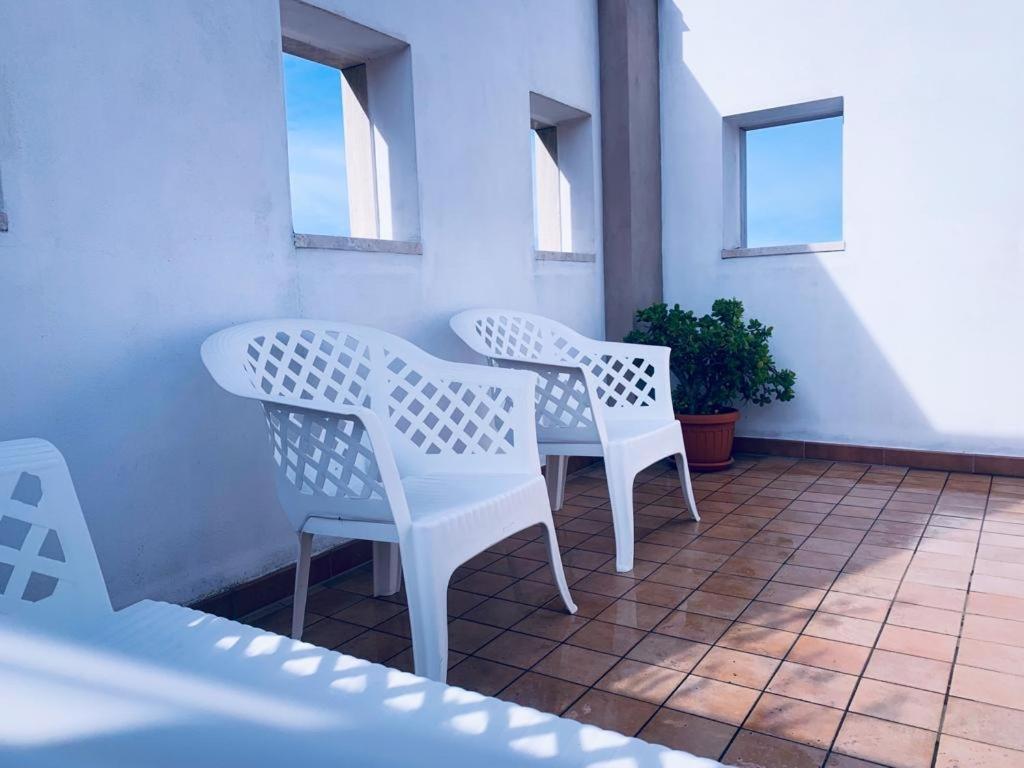 Alfieri Bed&Beach - Free Parking & Wifi Bed & Breakfast Praia a Mare Exterior photo